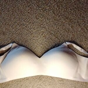 Warner 40C Wireless Bra Beige